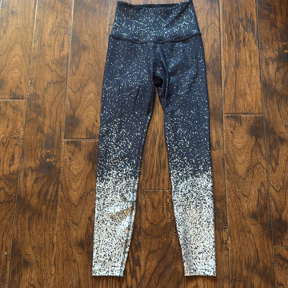 Beyond Yoga Alloy Ombré Sport Flex leggings, size small - Picture 3 of 10